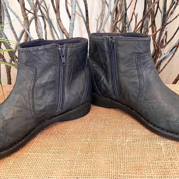 Clarks Niki Star Q Blue Leather Ankle Boots Size 9 Women’s #6874 - Picture 6 of 10